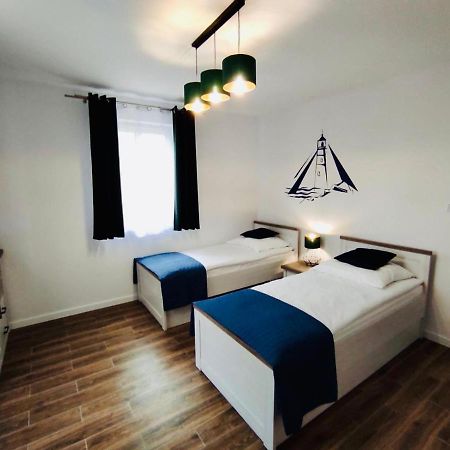 Apartament Blekit Fal Ustka Appartamento Esterno foto