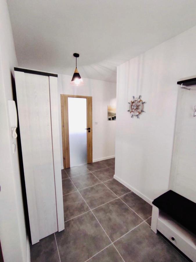 Apartament Blekit Fal Ustka Appartamento Esterno foto