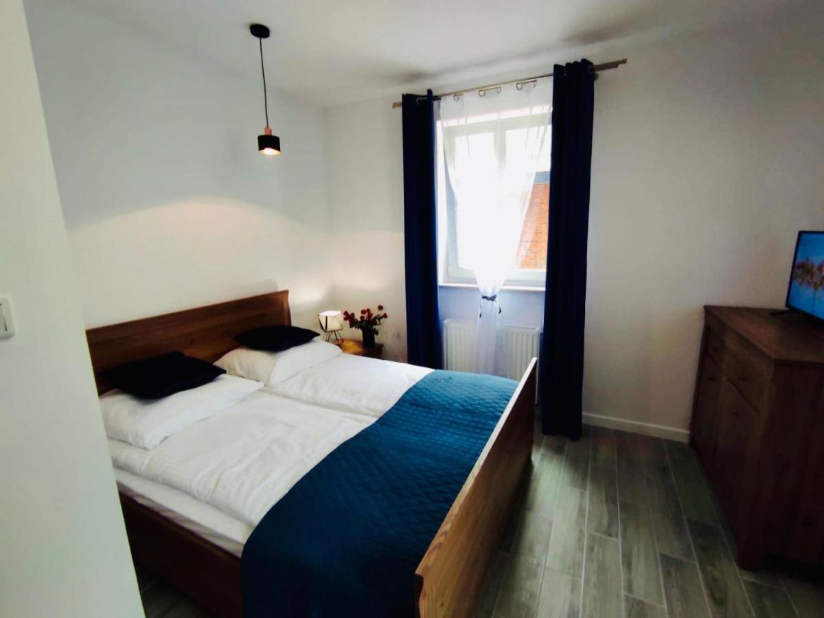 Apartament Blekit Fal Ustka Appartamento Esterno foto