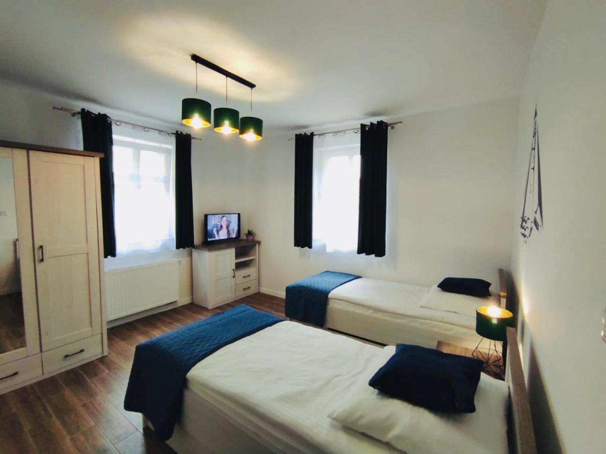Apartament Blekit Fal Ustka Appartamento Esterno foto